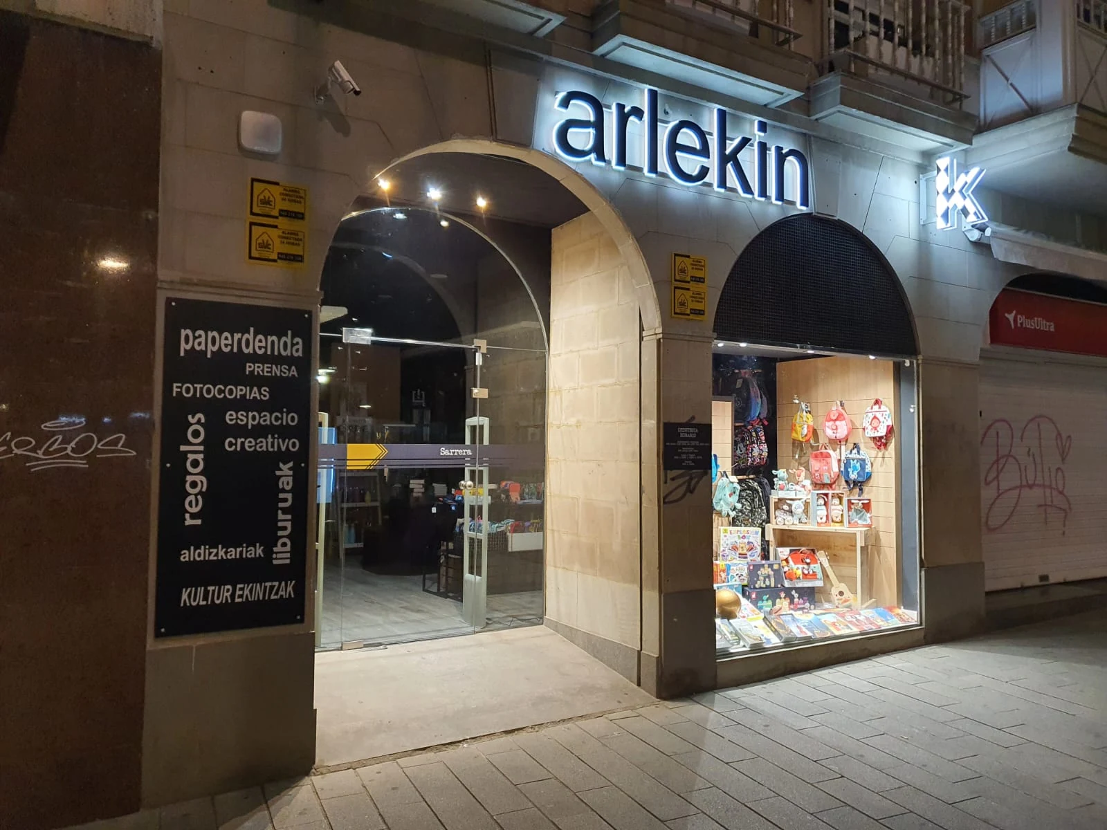 Librería Arlekin II